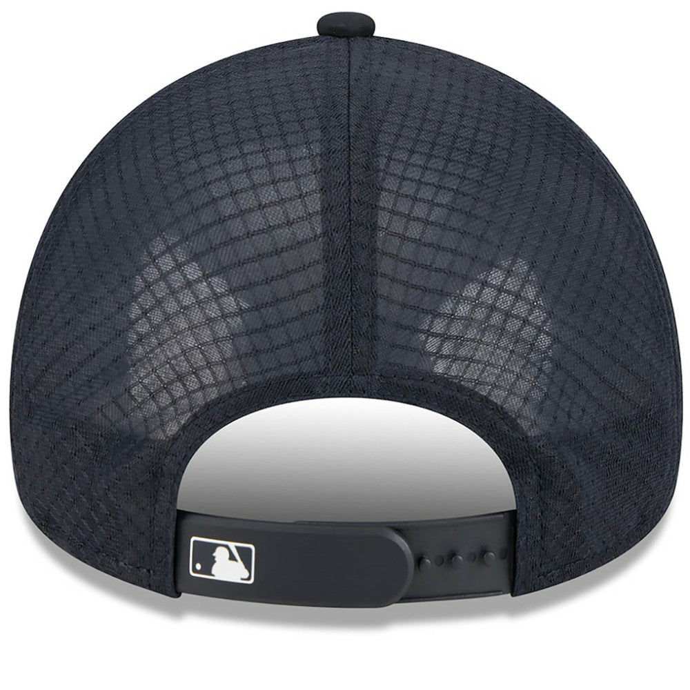 New York Yankees 2026 Batting Practice Alternate Apex 9FORTY Adjustable Hat Navy