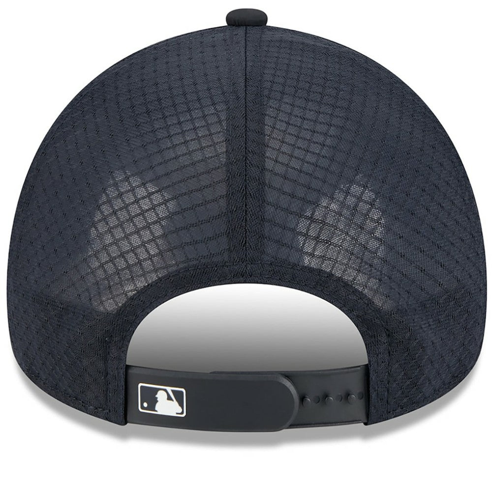 Chicago Cubs 2026 Batting Practice Alternate Apex 9FORTY Adjustable Hat Navy