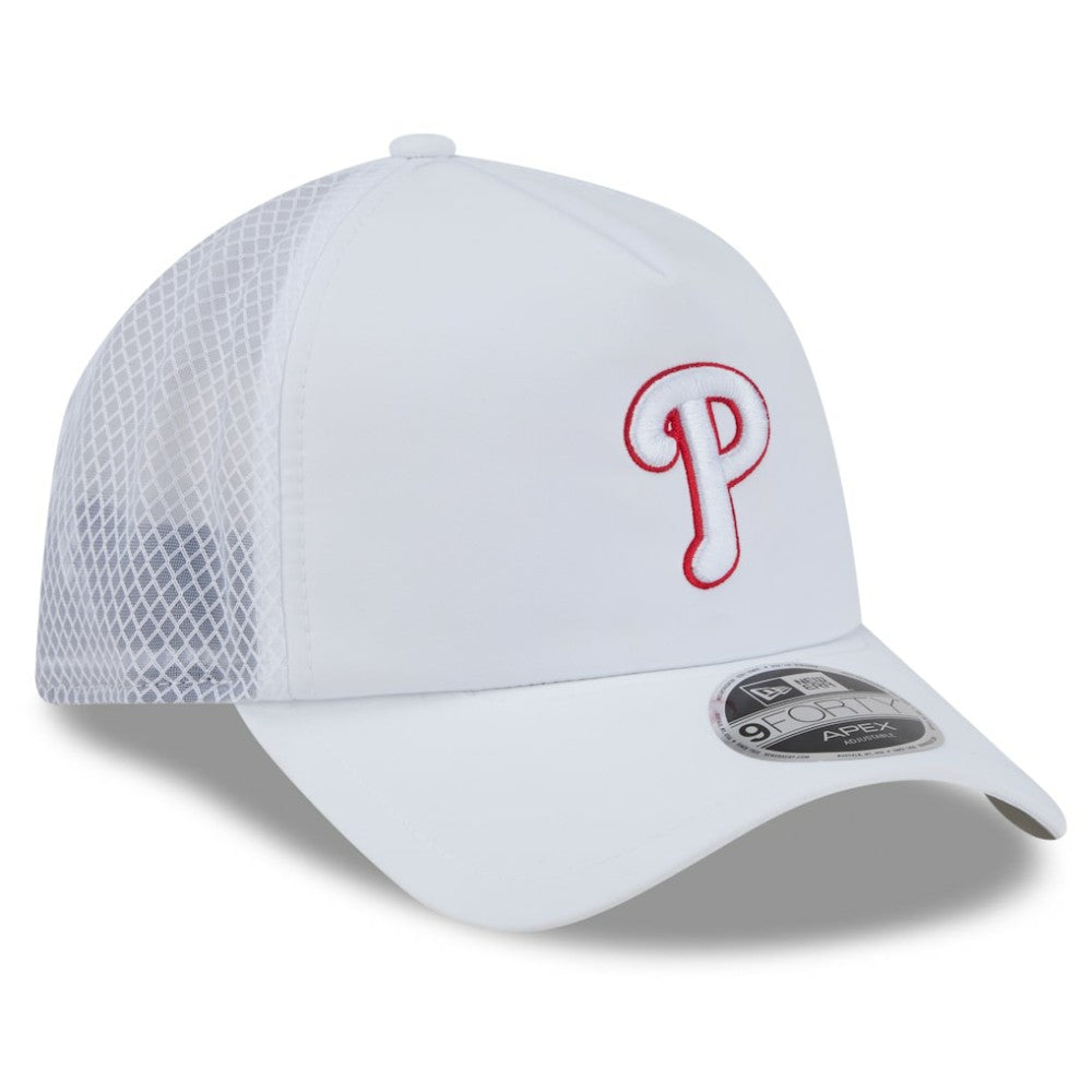 Philadelphia Phillies 2026 Batting Practice Apex 9FORTY Adjustable Trucker Hat White