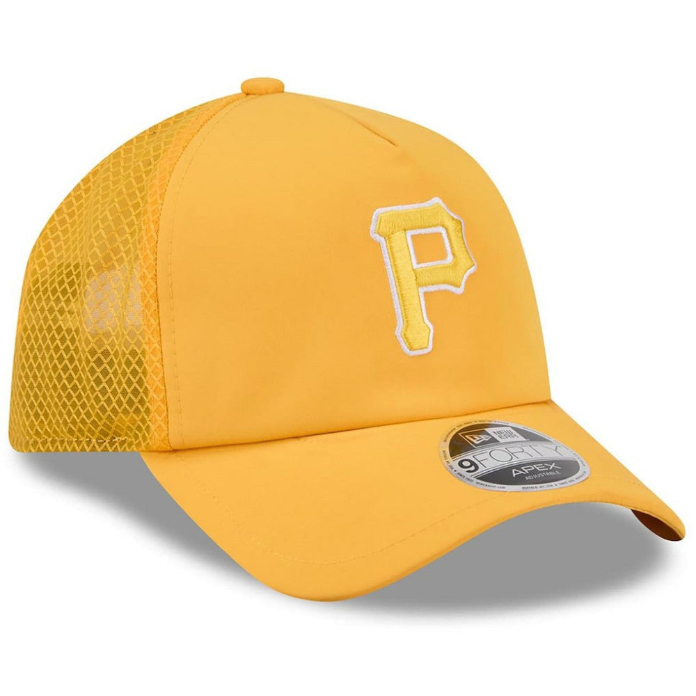 Pittsburgh Pirates 2026 Batting Practice Apex 9FORTY Adjustable Trucker Hat Gold