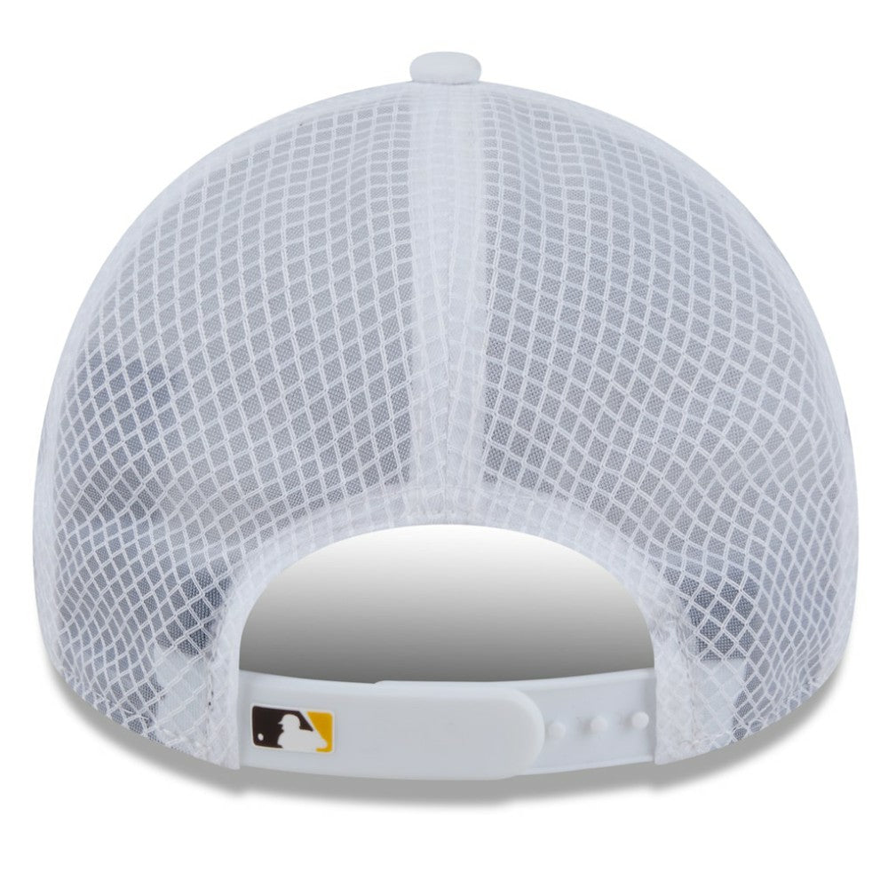 San Diego Padres 2026 Batting Practice Apex 9FORTY Adjustable Trucker Hat White