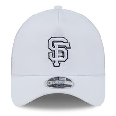 San Francisco Giants 2026 Batting Practice Apex 9FORTY Adjustable Trucker Hat White