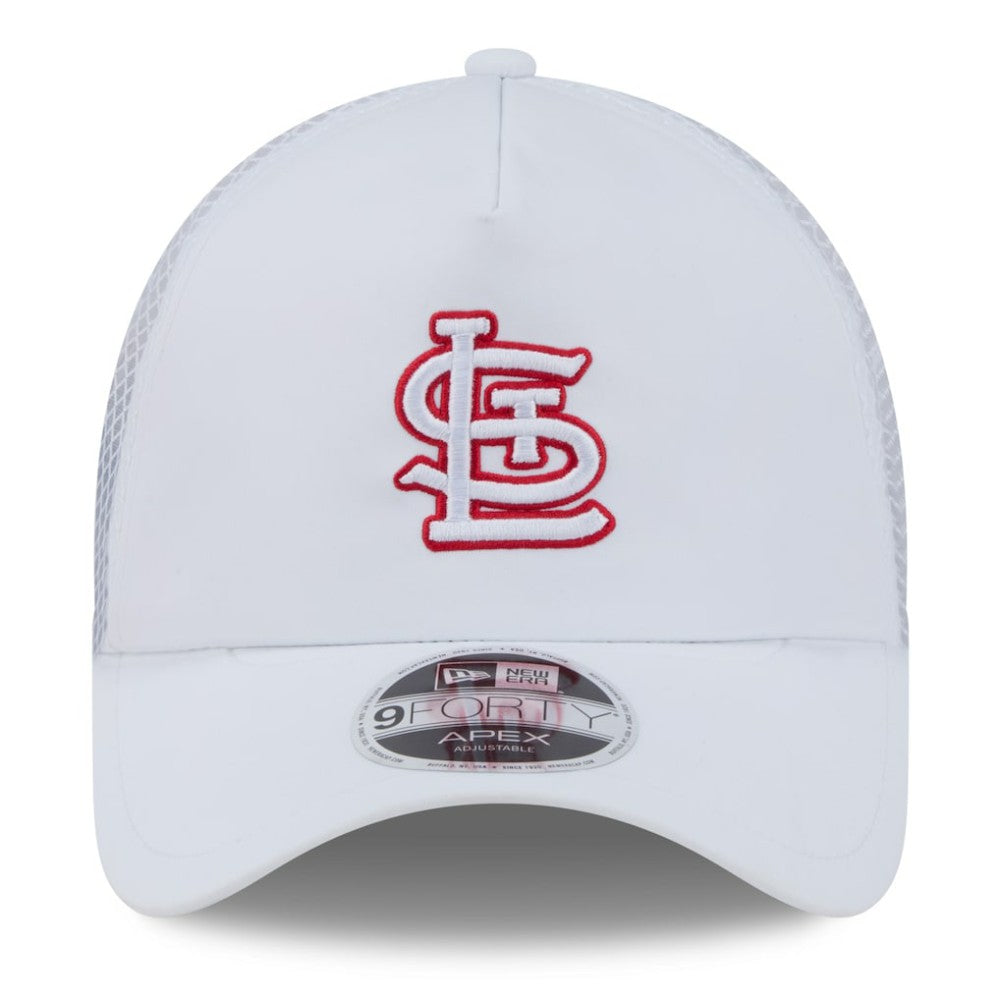 St. Louis Cardinals 2026 Batting Practice Apex 9FORTY Adjustable Trucker Hat White