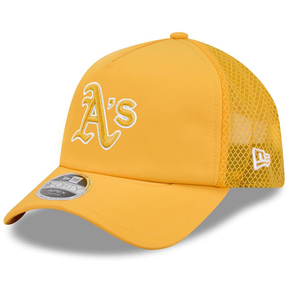 Athletics 2026 Batting Practice Apex 9FORTY Adjustable Trucker Hat Gold