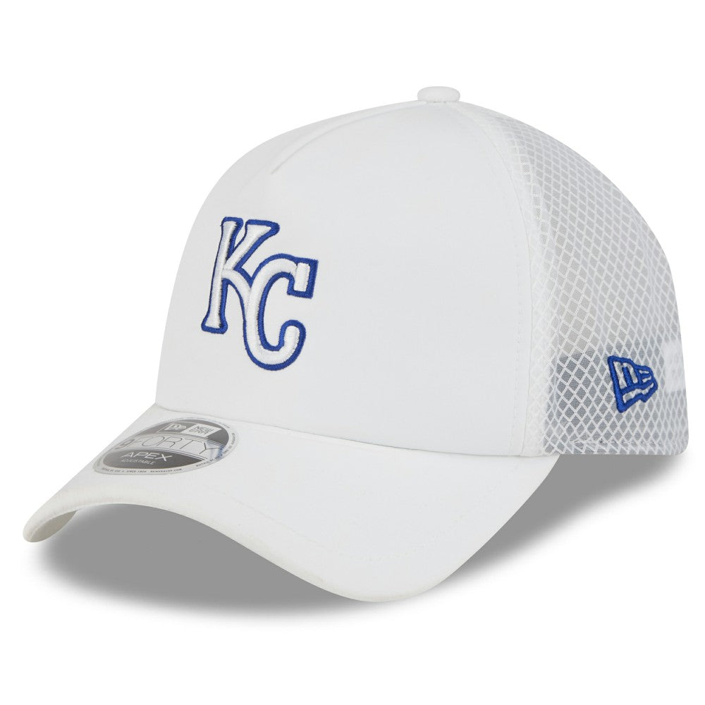 Kansas City Royals 2026 Batting Practice Apex 9FORTY Adjustable Trucker Hat White