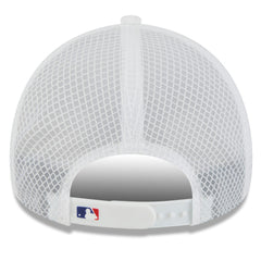 Los Angeles Dodgers 2026 Batting Practice Apex 9FORTY Adjustable Trucker Hat White