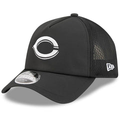 Cincinnati Reds 2026 Batting Practice Apex 9FORTY Adjustable Trucker Hat Black