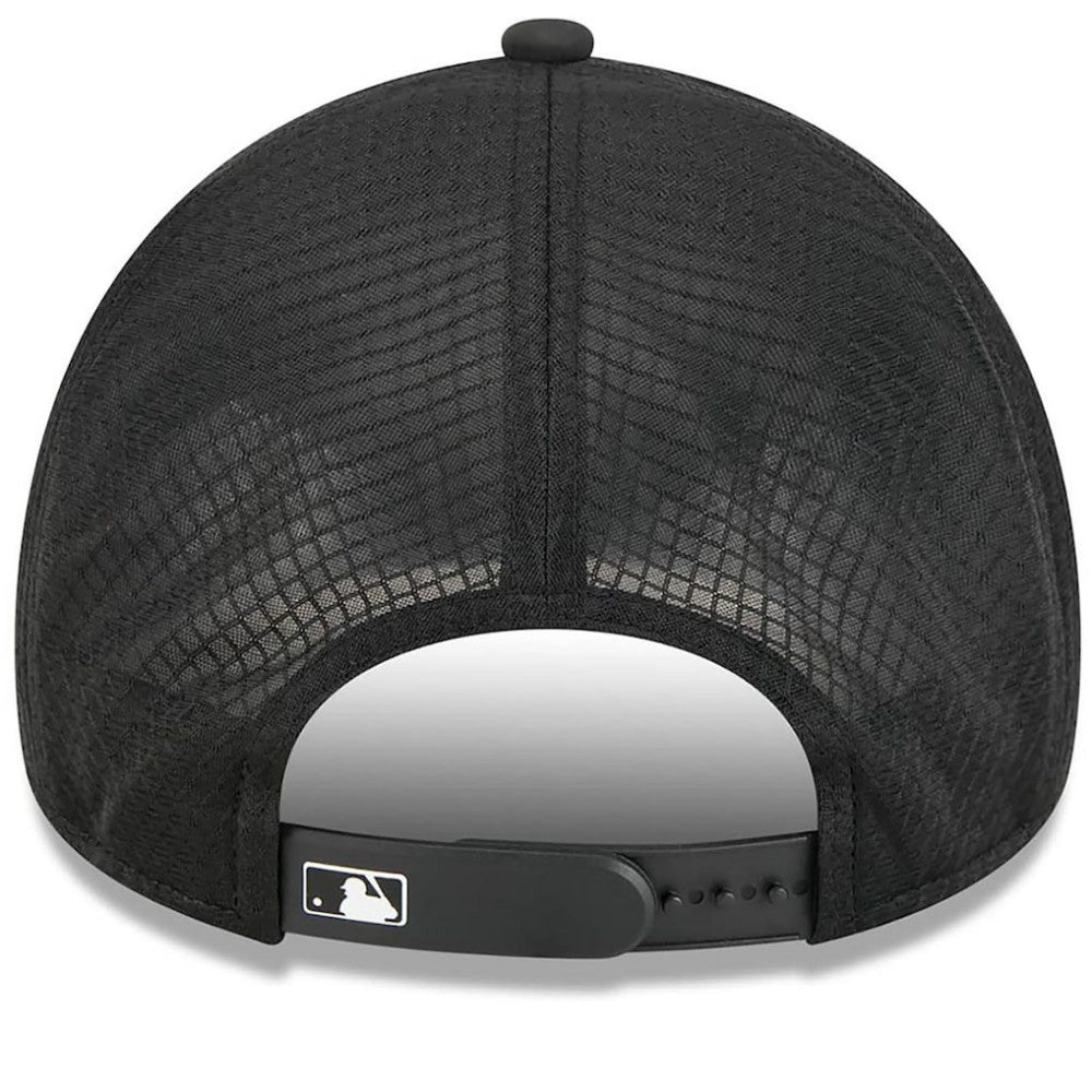 Cincinnati Reds 2026 Batting Practice Apex 9FORTY Adjustable Trucker Hat Black