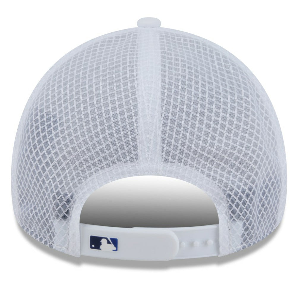 Toronto Blue Jays 2026 Batting Practice Apex 9FORTY Adjustable Trucker Hat White