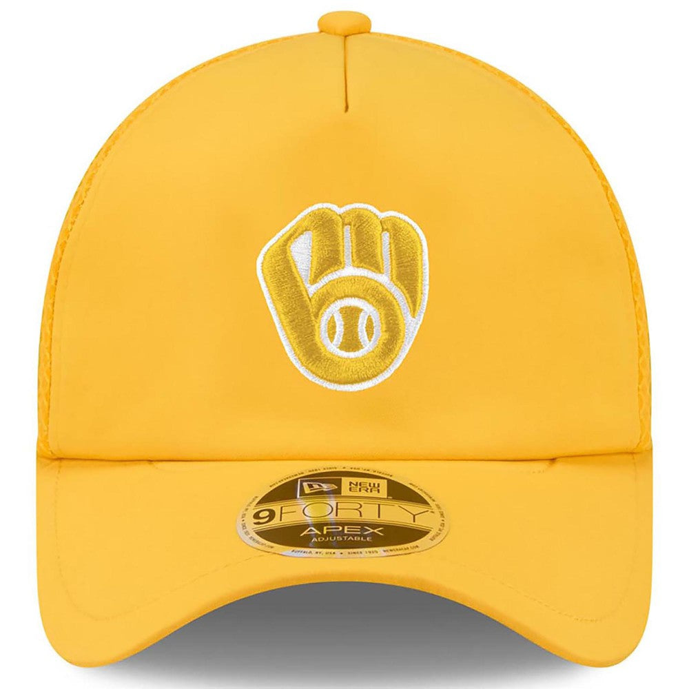 Milwaukee Brewers 2026 Batting Practice Apex 9FORTY Adjustable Trucker Hat Gold