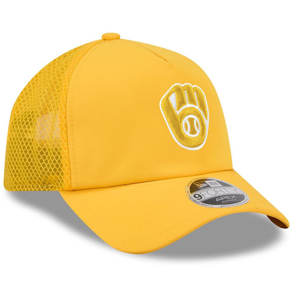 Milwaukee Brewers 2026 Batting Practice Apex 9FORTY Adjustable Trucker Hat Gold