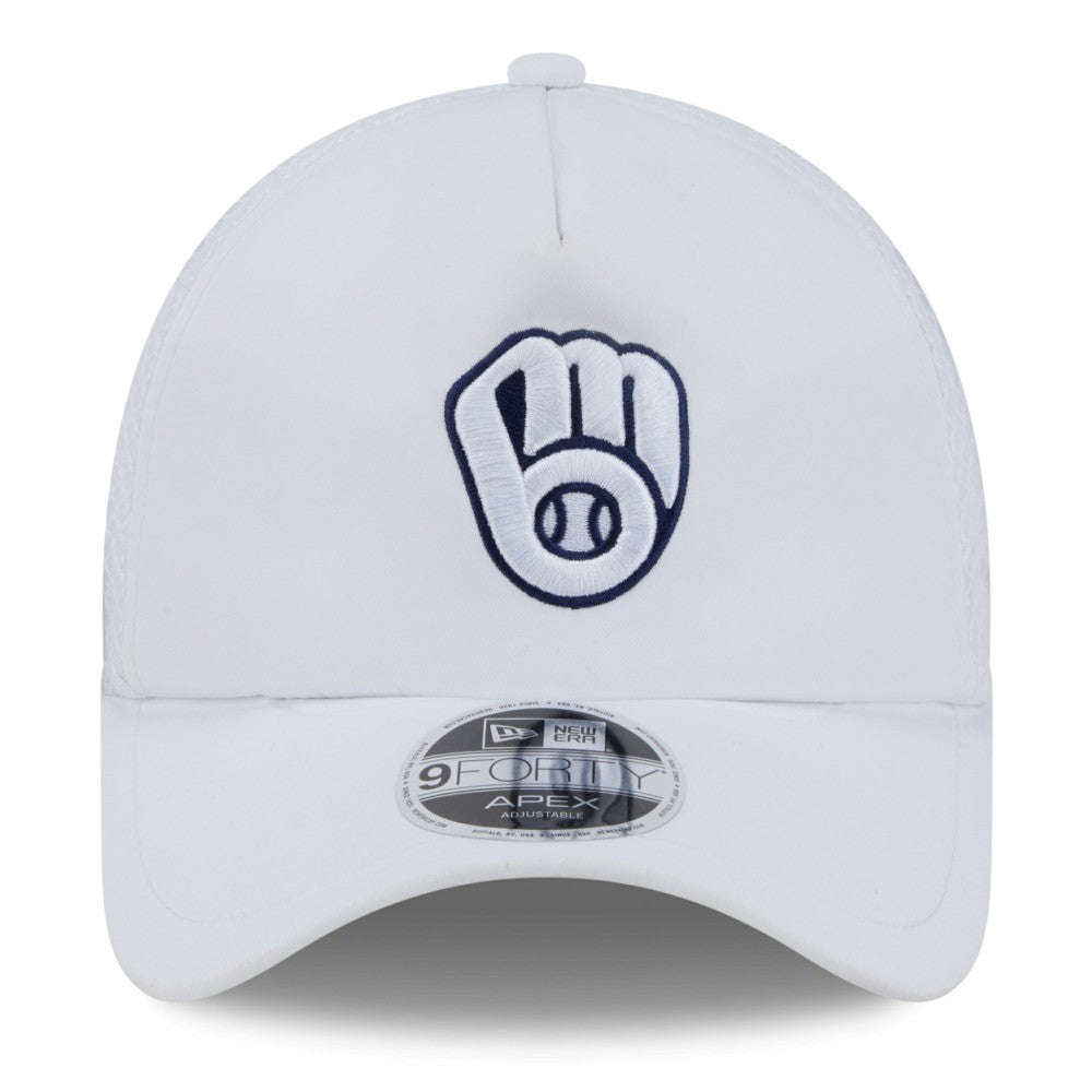 Milwaukee Brewers 2026 Batting Practice Apex 9FORTY Adjustable Trucker Hat White