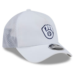 Milwaukee Brewers 2026 Batting Practice Apex 9FORTY Adjustable Trucker Hat White