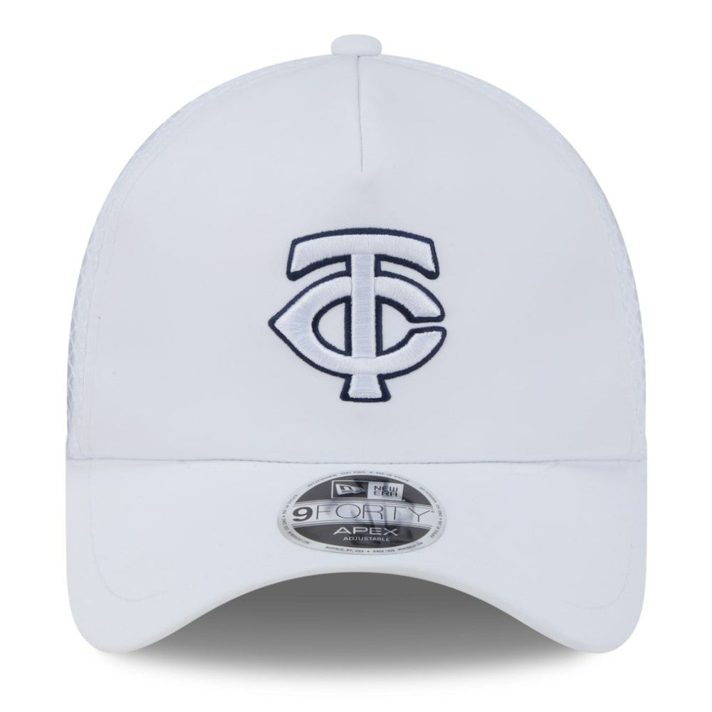 Minnesota Twins 2026 Batting Practice Apex 9FORTY Adjustable Trucker Hat White