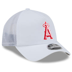 Los Angeles Angels 2026 Batting Practice Apex 9FORTY Adjustable Trucker Hat White