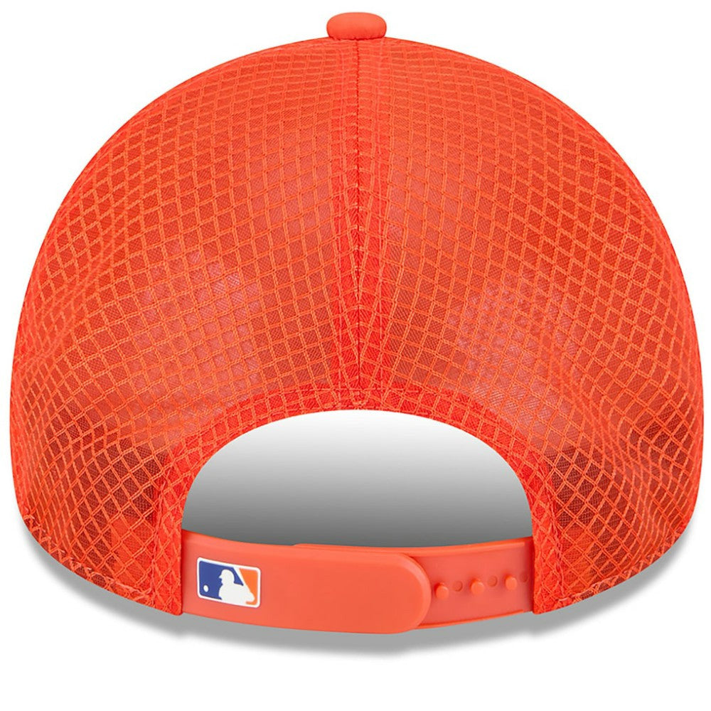 New York Mets 2026 Batting Practice Apex 9FORTY Adjustable Trucker Hat Orange