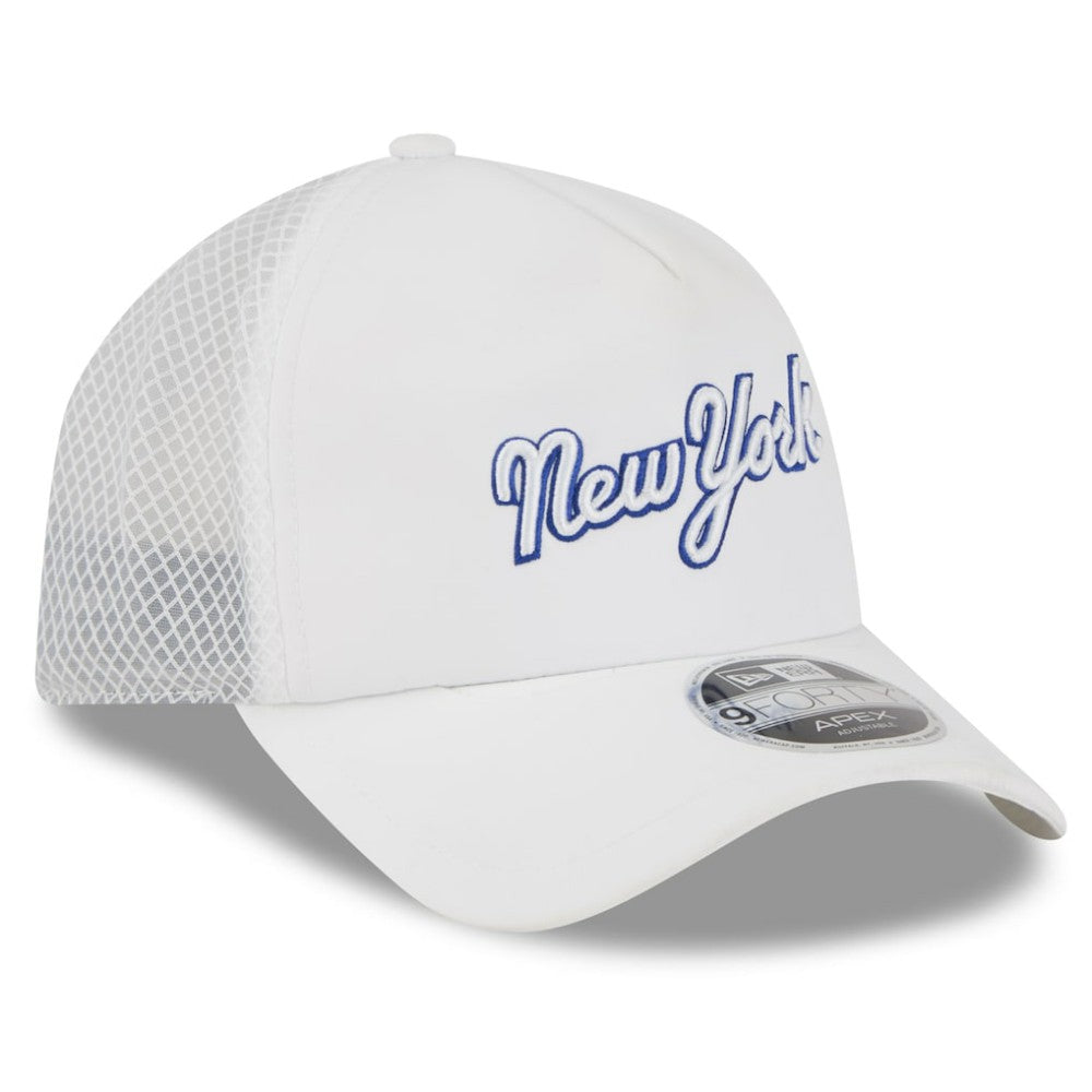 New York Mets 2026 Batting Practice Apex 9FORTY Adjustable Trucker Hat White