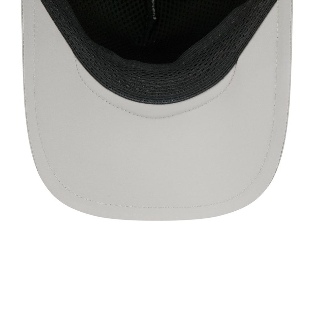 New York Yankees 2026 Batting Practice Apex 9FORTY Adjustable Trucker Hat Gray