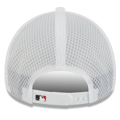 Atlanta Braves 2026 Batting Practice Apex 9FORTY Adjustable Trucker Hat White