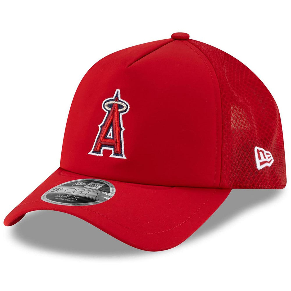 Los Angeles Angels 2026 Batting Practice Apex 9FORTY Adjustable Trucker Hat Red