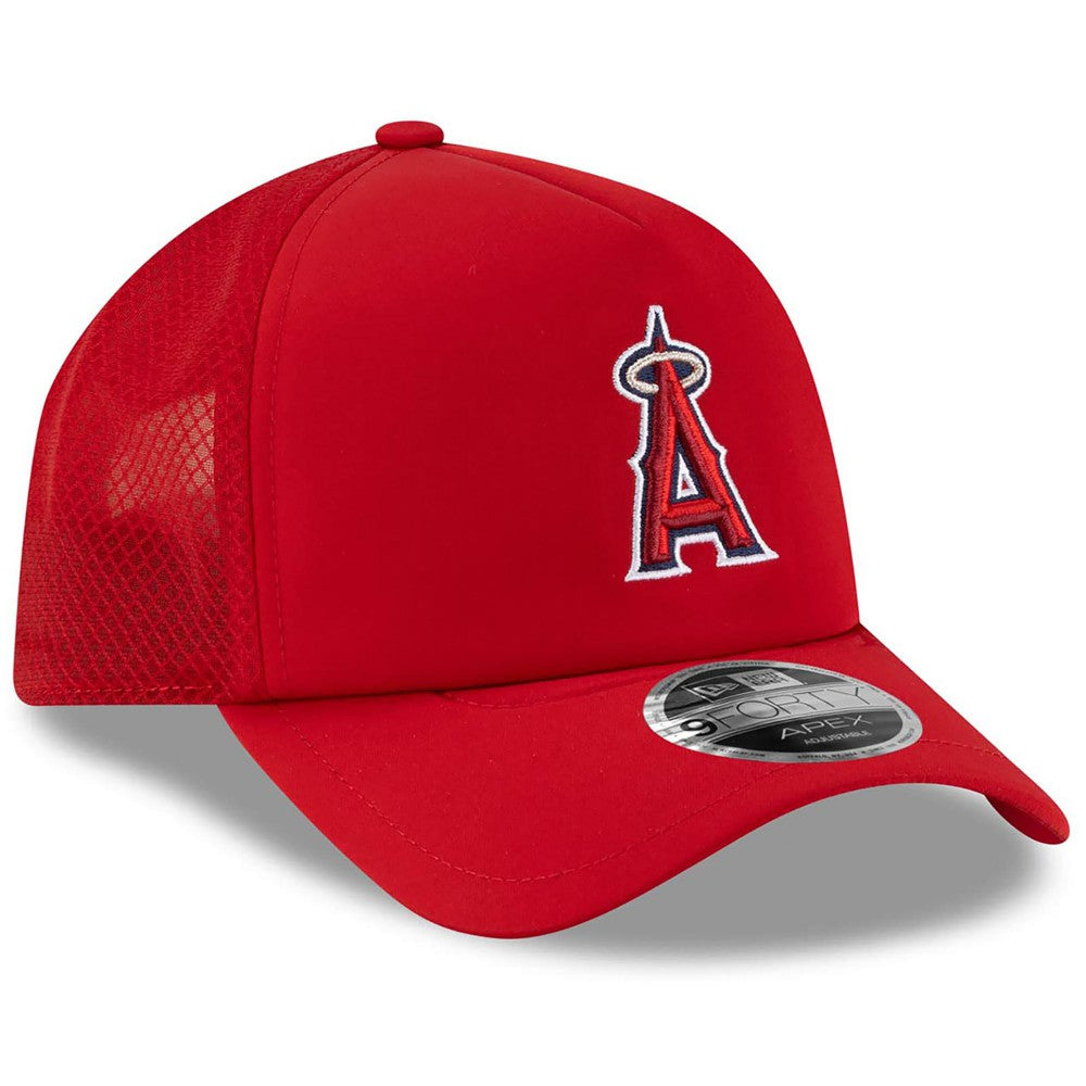 Los Angeles Angels 2026 Batting Practice Apex 9FORTY Adjustable Trucker Hat Red