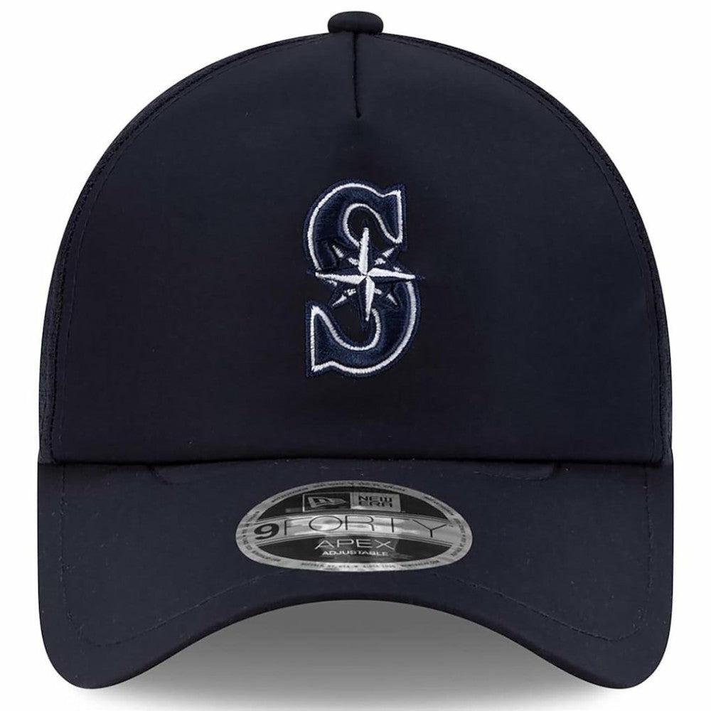 Seattle Mariners 2026 Batting Practice Apex 9FORTY Adjustable Trucker Hat Navy