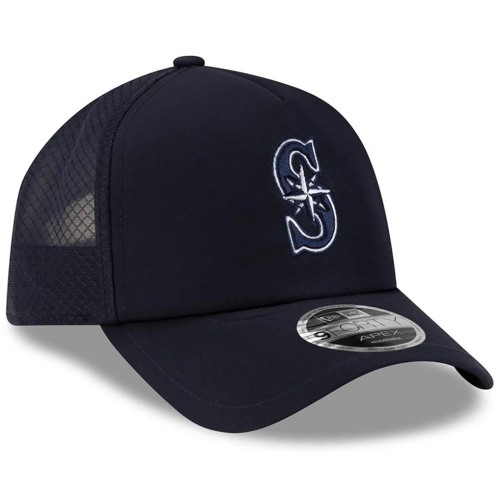 Seattle Mariners 2026 Batting Practice Apex 9FORTY Adjustable Trucker Hat Navy
