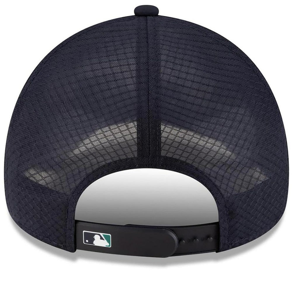 Seattle Mariners 2026 Batting Practice Apex 9FORTY Adjustable Trucker Hat Navy