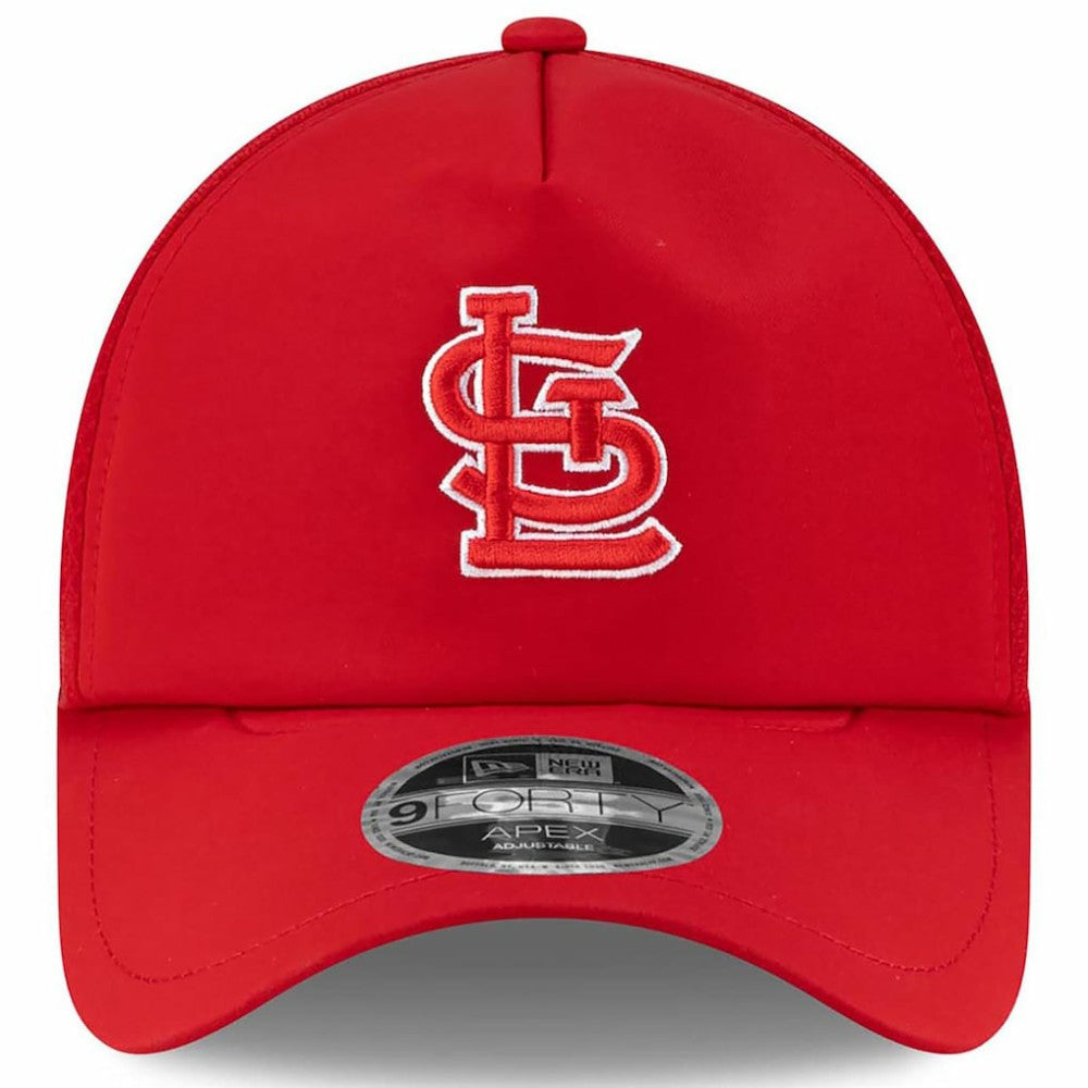 St. Louis Cardinals 2026 Batting Practice Apex 9FORTY Adjustable Trucker Hat Red