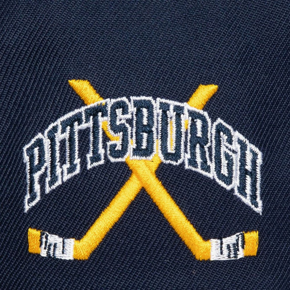 Pittsburgh Penguins Mitchell & Ness x Just Don Wave Script Pro Strapback Hat - Navy/Gold Hats