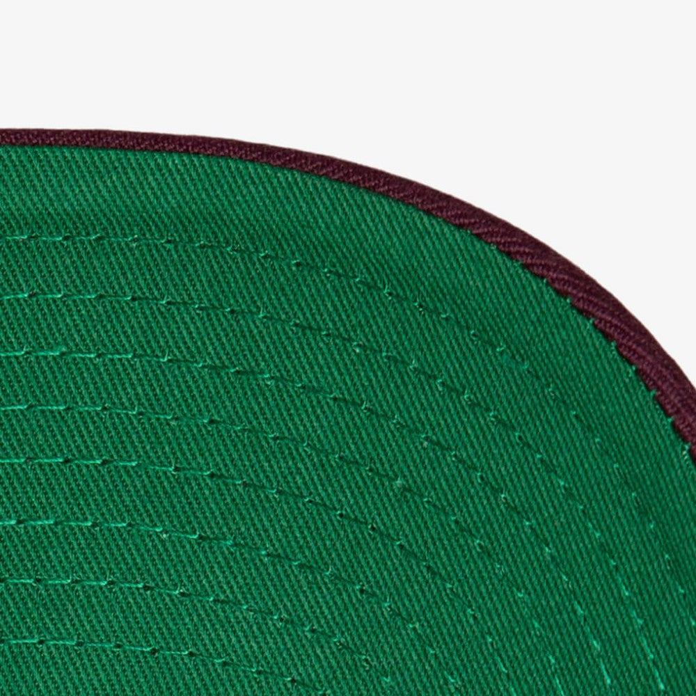 Detroit Red Wings Mitchell & Ness x Just Don Wave Script Pro Strapback Hat - Black/Maroon Hats