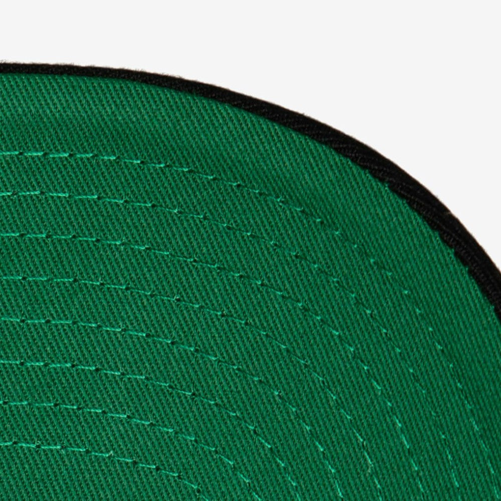 Chicago Blackhawks Mitchell & Ness x Just Don Wave Script Pro Strapback Hat - Green/Black Hats