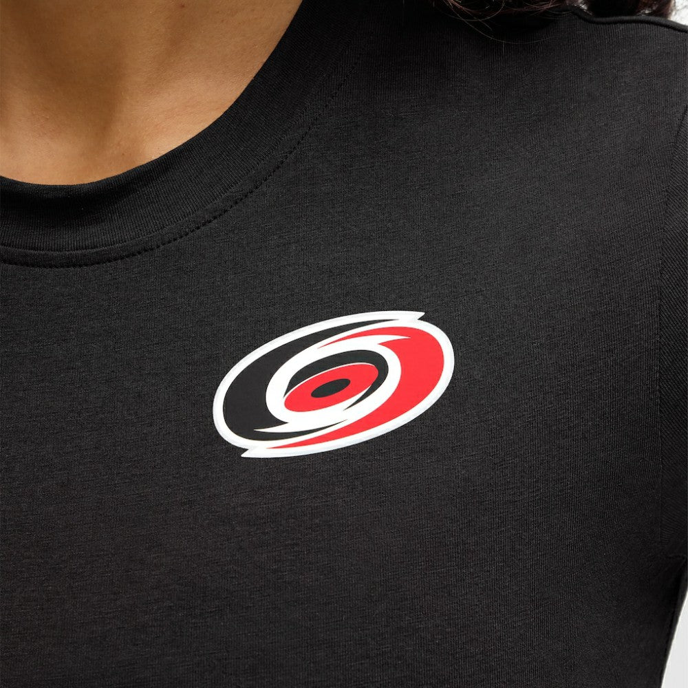 Carolina Hurricanes lululemon Women's Baby T-Shirt - Black T-shirts