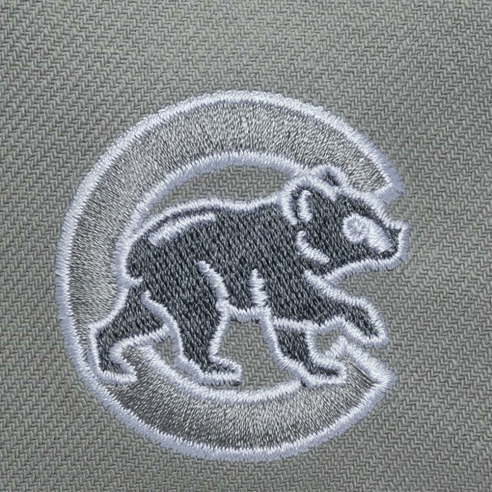 Chicago Cubs Thunderstorm Head Coach Pro-Crown Adjustable Hat Gray