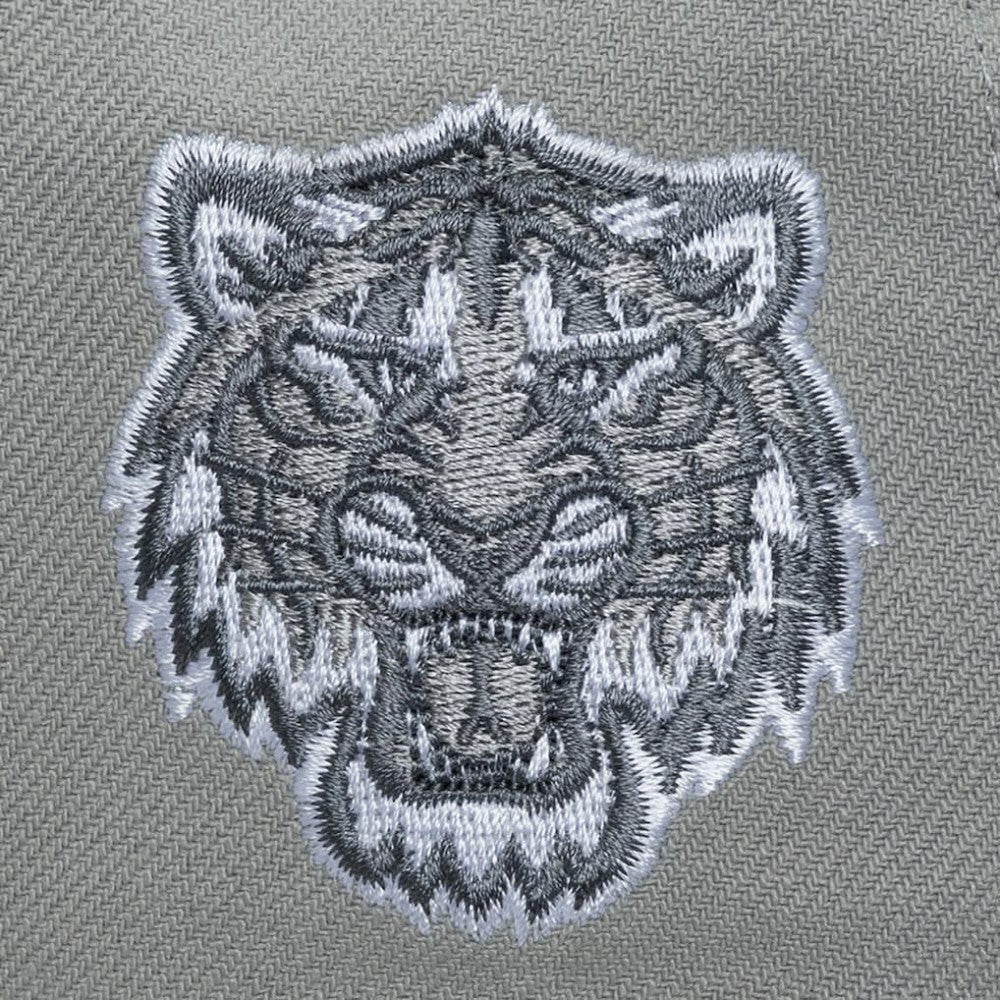 Detroit Tigers Thunderstorm Head Coach Pro-Crown Adjustable Hat Gray