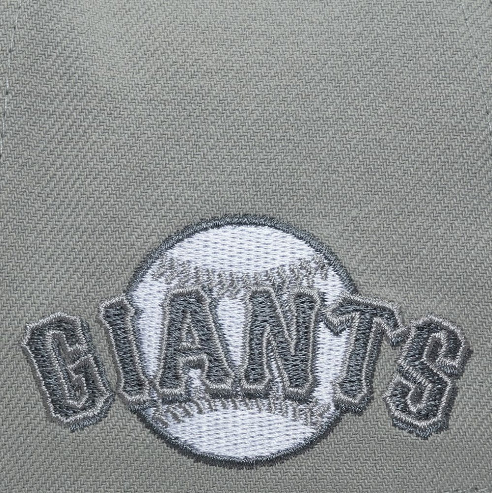 San Francisco Giants Thunderstorm Head Coach Pro-Crown Adjustable Hat Gray