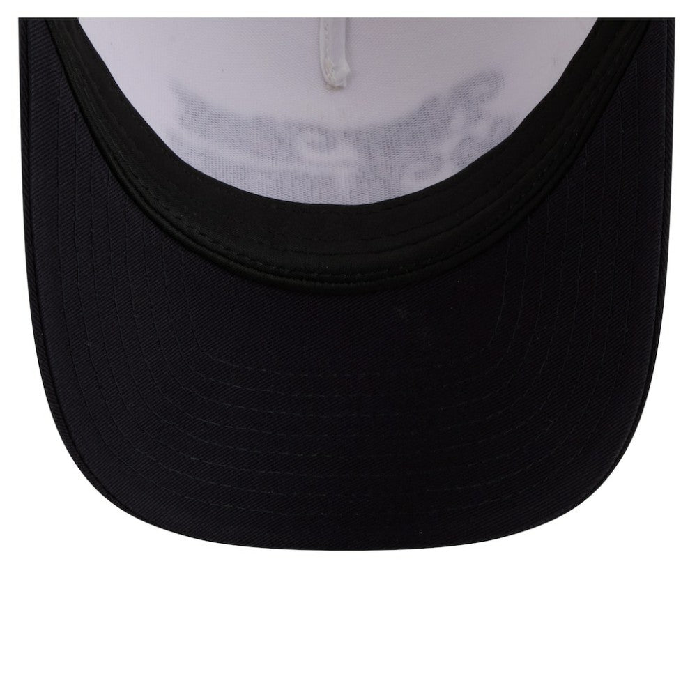 New York Yankees Women's Retro 9FORTY M-Crown A-Frame Trucker Adjustable Hat Light Beige/Navy