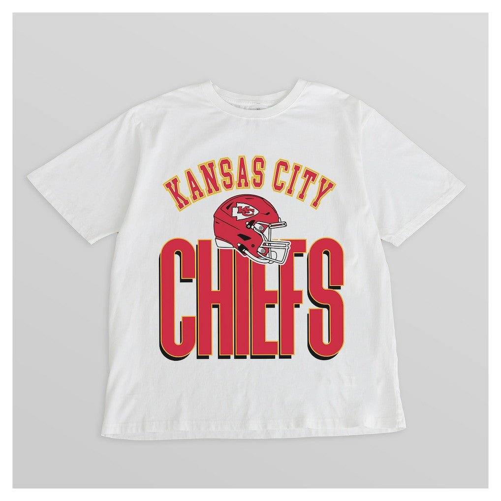 Kansas City Chiefs Gameday Couture Women's Oversized Classic Fierce Focus T-Shirt - White outlet