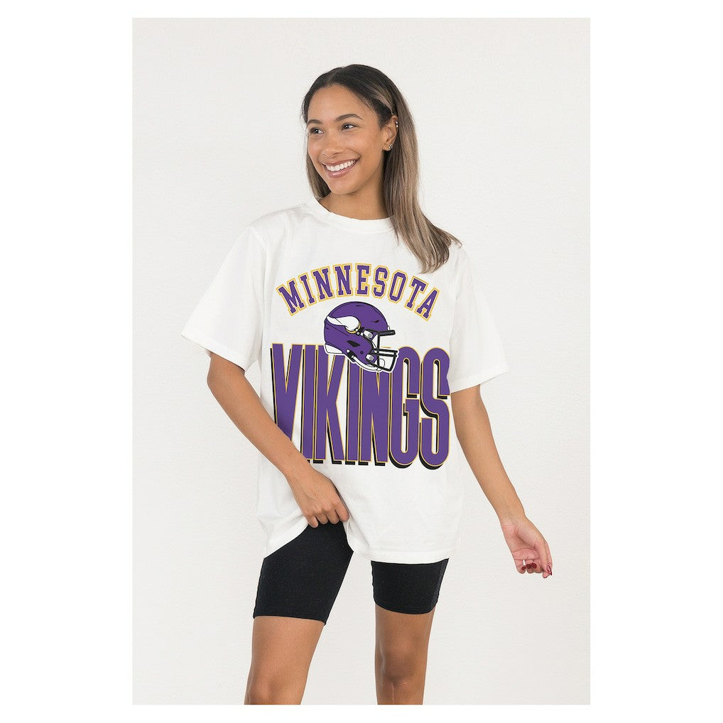 Minnesota Vikings Gameday Couture Women's Oversized Classic Fierce Focus T-Shirt - White on sale