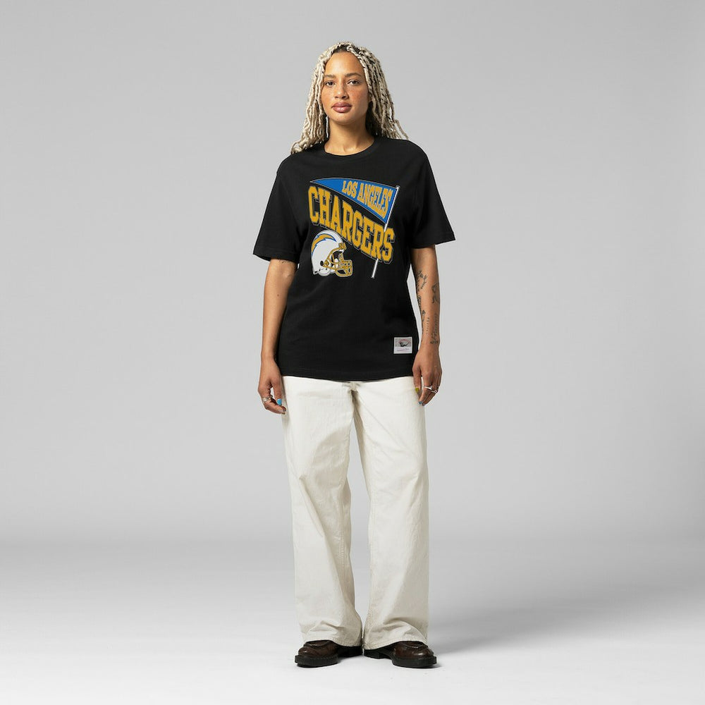 Los Angeles Chargers Women's Team Dynamic Boyfriend T-Shirt - Black cheap