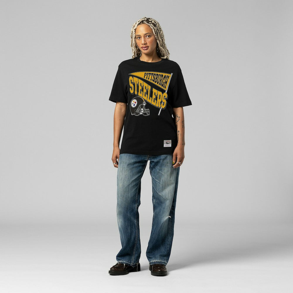 Pittsburgh Steelers Women's Team Dynamic Boyfriend T-Shirt - Black on sale