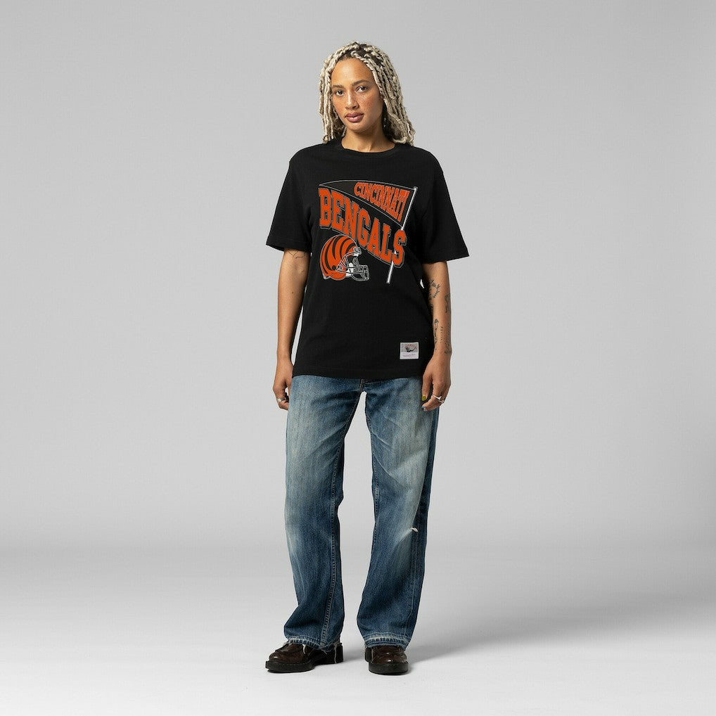 Cincinnati Bengals Women's Team Dynamic Boyfriend T-Shirt - Black discount