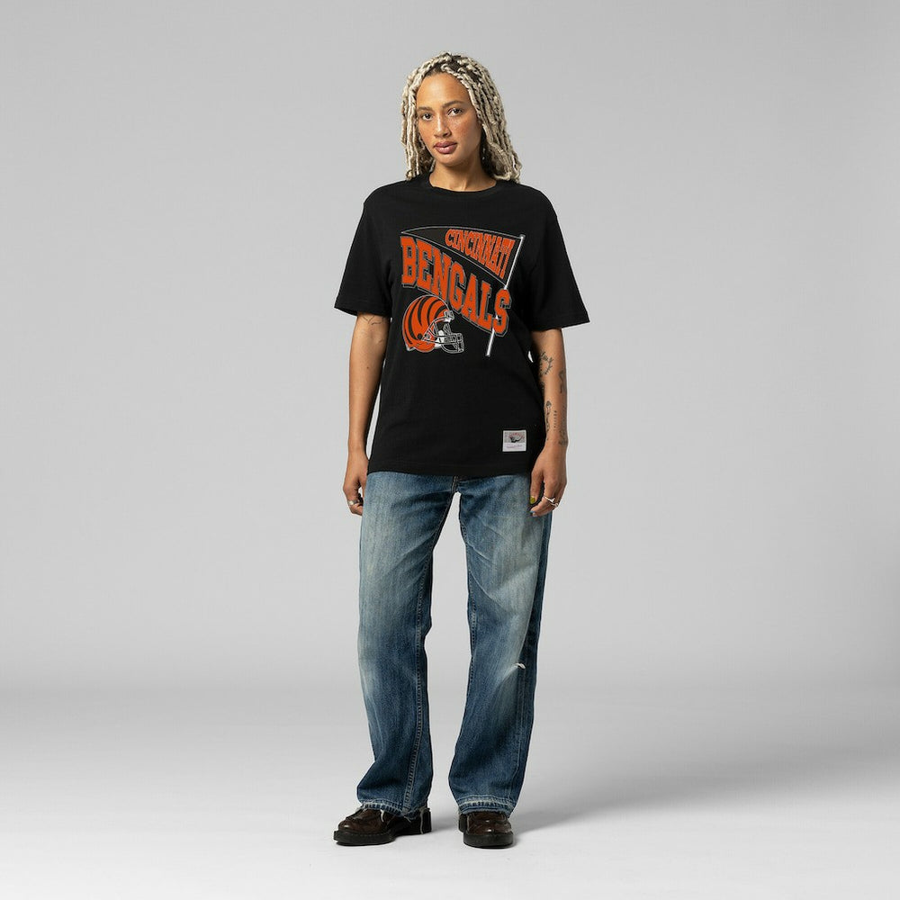 Cincinnati Bengals Women's Team Dynamic Boyfriend T-Shirt - Black discount