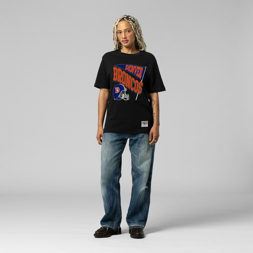 Denver Broncos Women's Team Dynamic Boyfriend T-Shirt - Black discount