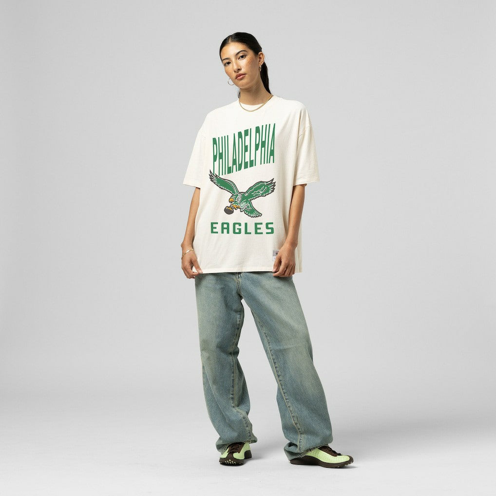 Philadelphia Eagles Women's Logo Rise Boyfriend T-Shirt - Cream sale