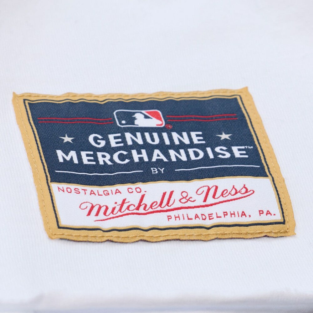 Philadelphia Phillies Women's Cropped Raglan Mascot Boxy T-Shirt White
