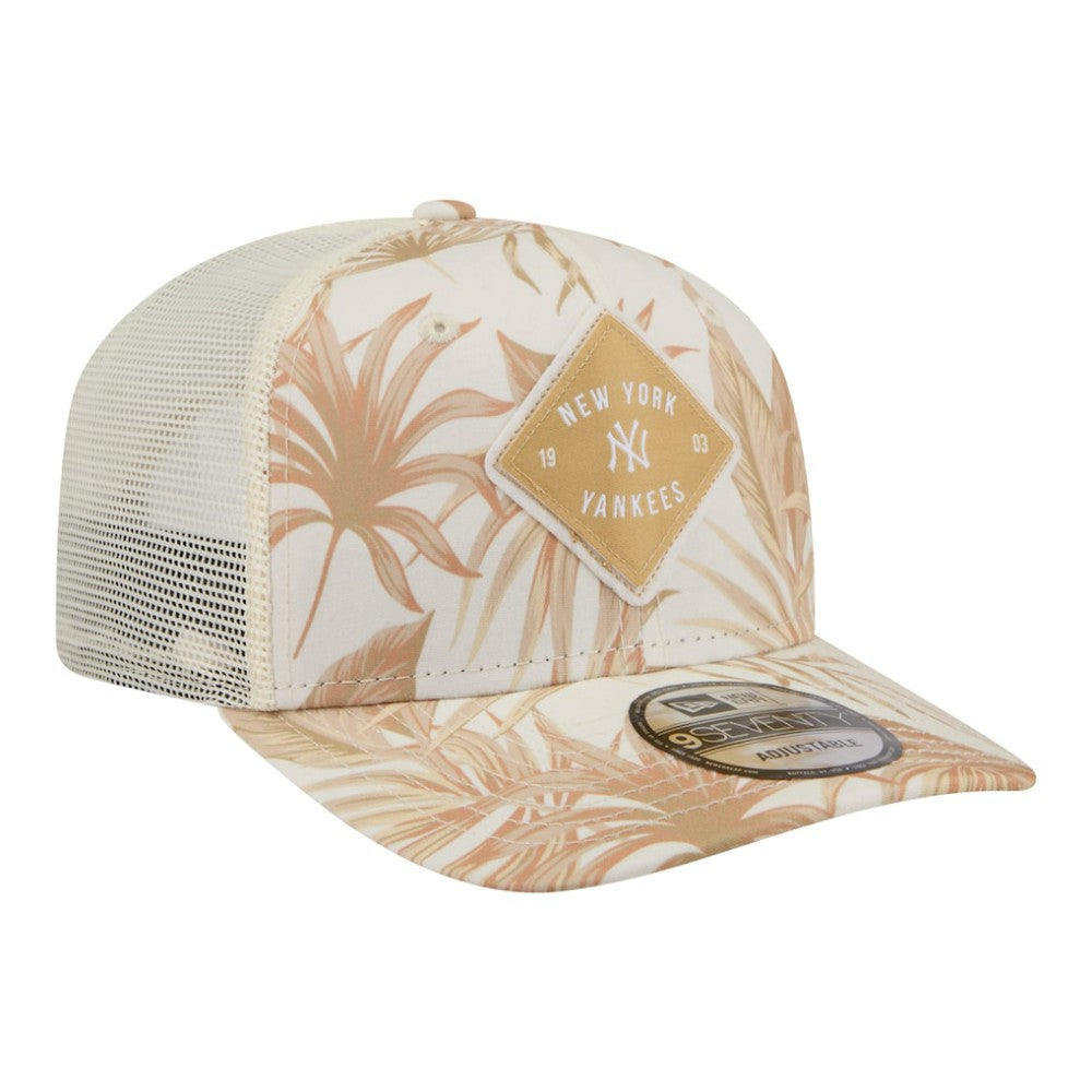New York Yankees Tonal Palm 9SEVENTY Adjustable Trucker Hat Tan