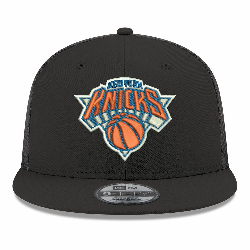 New York Knicks Core Logo Meshback 9FIFTY Snapback Hat - Black on sale