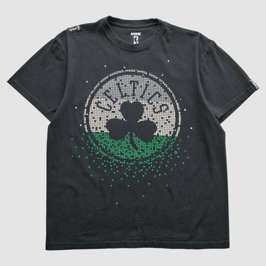 Boston Celtics UNK 2010s T-Shirt - Black Vintage outlet