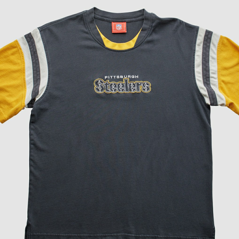 Pittsburgh Steelers NFL 2000s T-Shirt - Black Vintage on sale